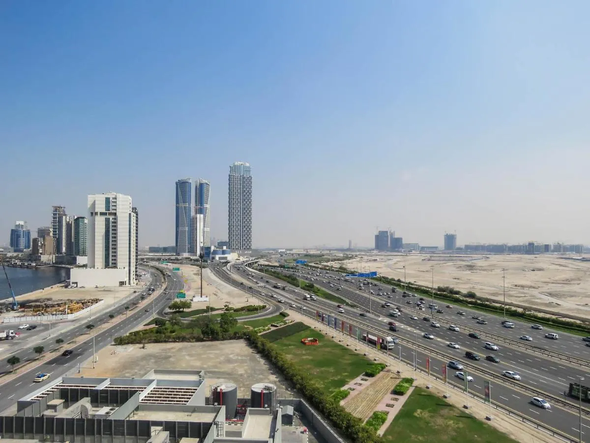 Apartment Super Oyo 833 Home Bayz By Danube Dubai