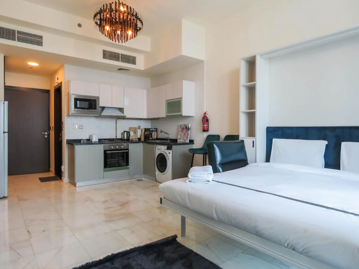 Apartment Super Oyo 833 Home Bayz By Danube Dubai United Arab Emirates